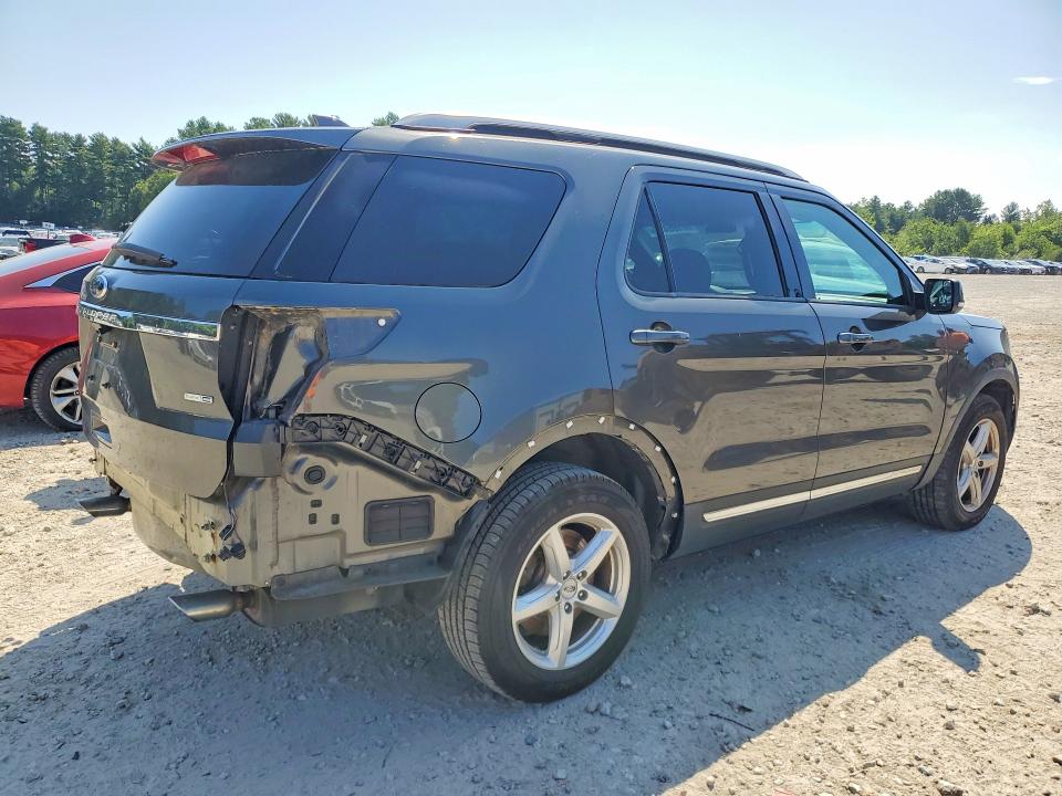 57195436 :رقم المزاد ، 1FM5K8DH7HGA05886 vin ، 2017 Ford Explorer مزاد بيع