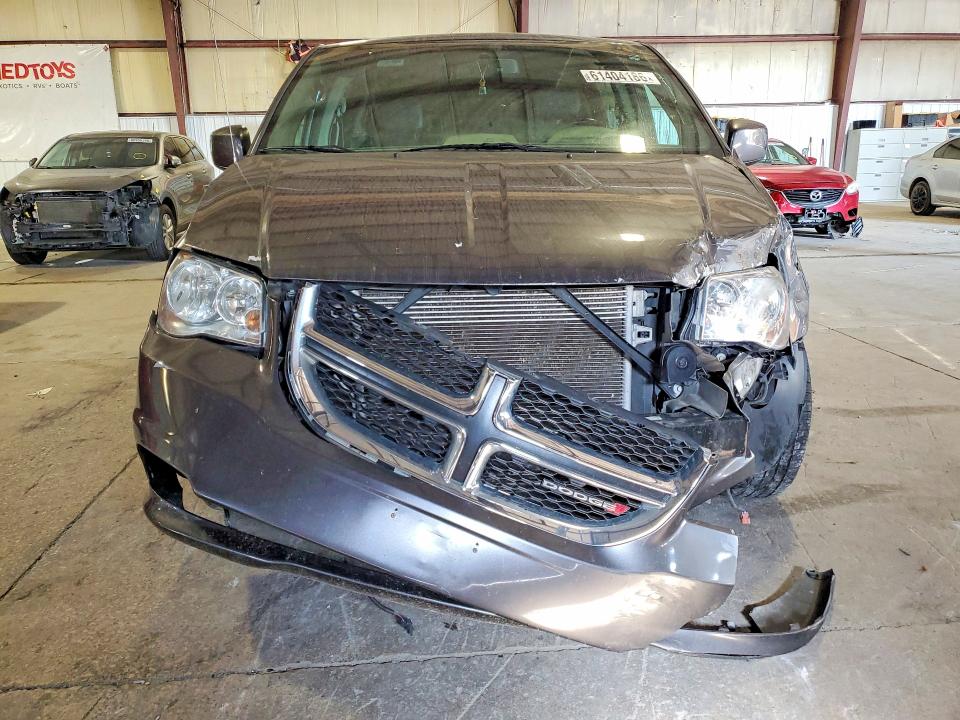 61404186 :رقم المزاد ، 2C4RDGCG8HR858654 vin ، 2017 Dodge Gr Caravan مزاد بيع