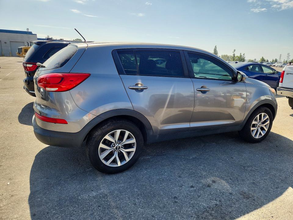 2016 Kia Sportage მანქანა იყიდება აუქციონზე, vin: KNDPB3AC7G7880988, აუქციონის ნომერი: 61723846