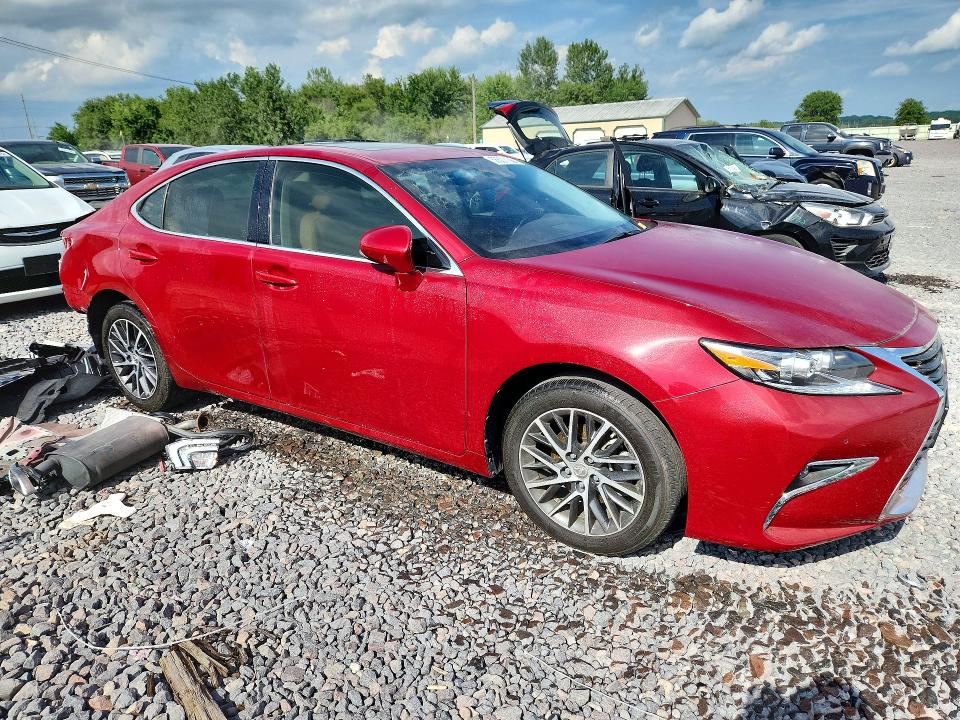 58601106 :رقم المزاد ، JTHBK1GG2G2233886 vin ، 2016 Lexus Es 350 مزاد بيع