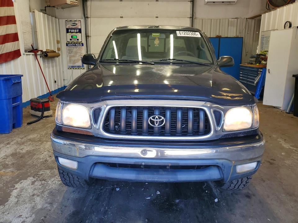 61202306 :رقم المزاد ، 5TEHN72N34Z383895 vin ، 2004 Toyota Tacoma Crew Cab (4 D مزاد بيع