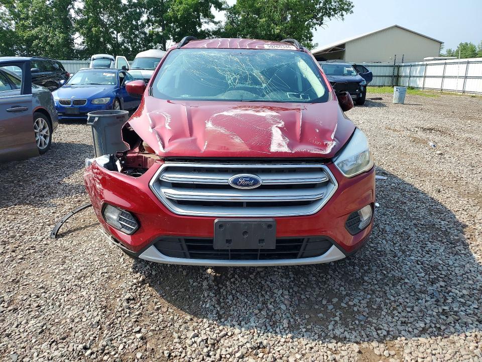 2018 Ford Escape მანქანა იყიდება აუქციონზე, vin: 1FMCU9GD5JUC26247, აუქციონის ნომერი: 59260346