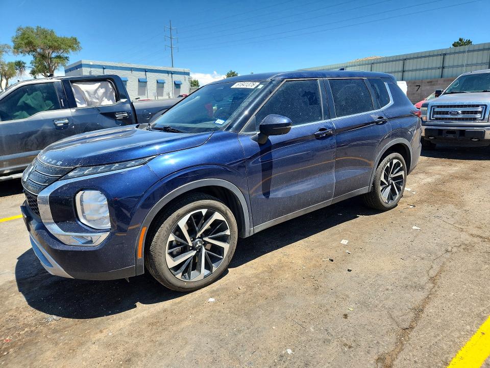 2024 Mitsubishi Outlander მანქანა იყიდება აუქციონზე, vin: JA4J3VA87RZ056680, აუქციონის ნომერი: 61641376
