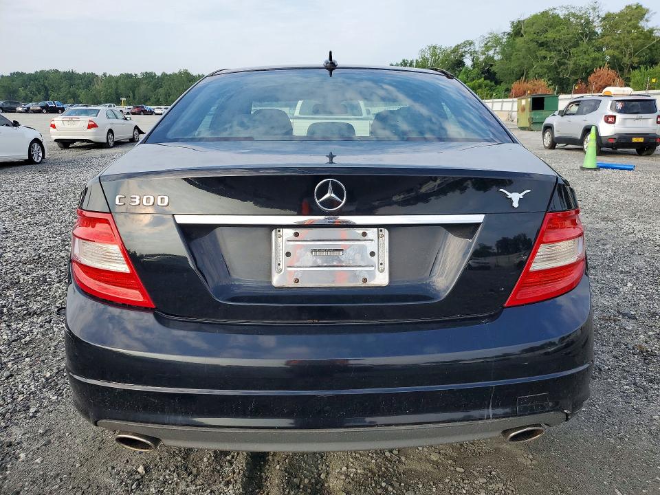 79134145 :رقم المزاد ، WDDGF54X38F075047 vin ، 2008 Mercedes-benz C مزاد بيع