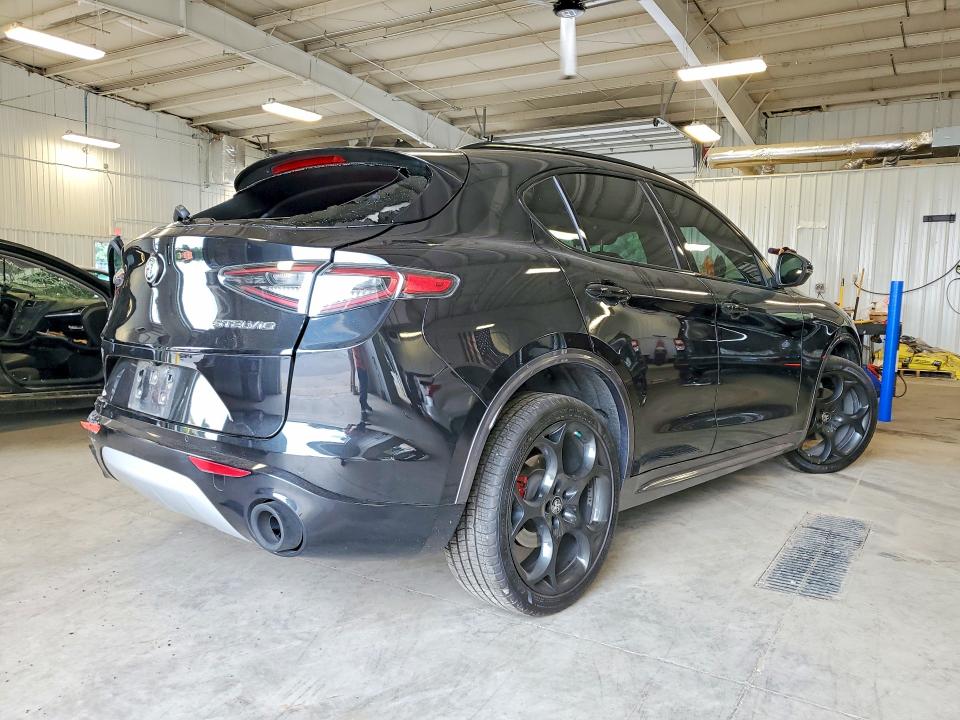 Продаж на аукціоні авто 2024 Alfa Romeo Stelvio, vin: ZASPAKBN8R7D85240, номер лоту: 62821476