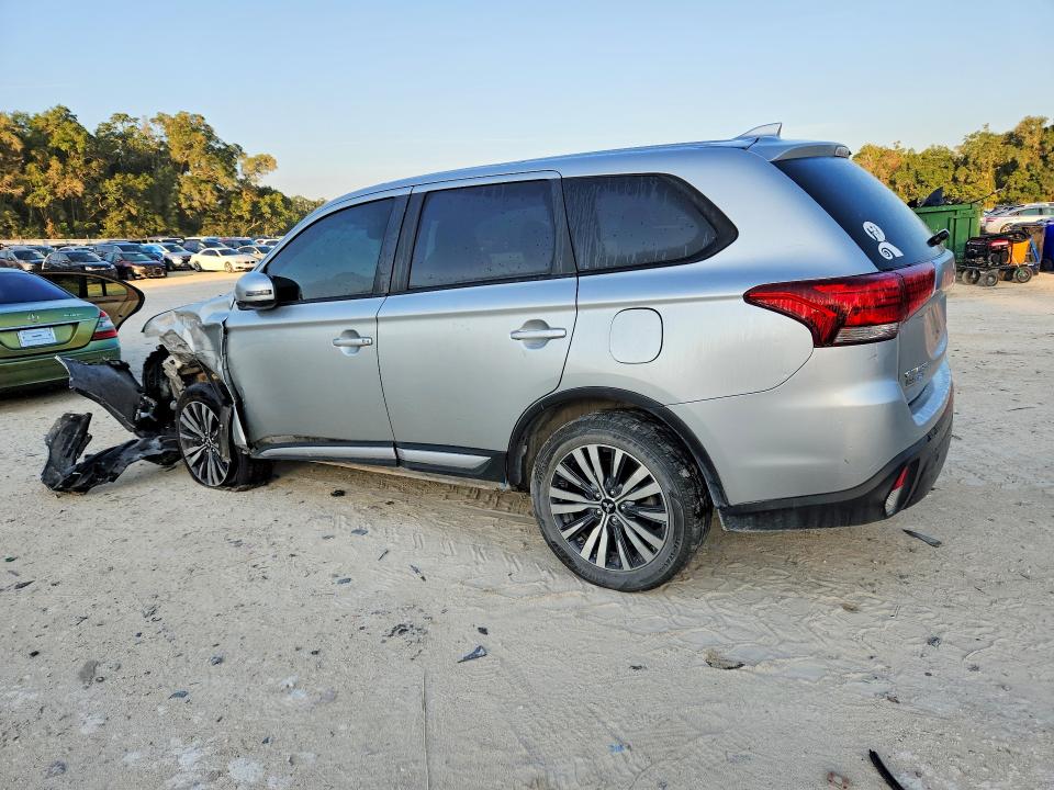 2020 Mitsubishi Outlander მანქანა იყიდება აუქციონზე, vin: JA4AD3A35LZ045254, აუქციონის ნომერი: 62321926