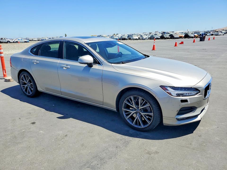 Auction sale of the 2017 Volvo S90, vin: YV1A22MK0H1016091, lot number: 63319316