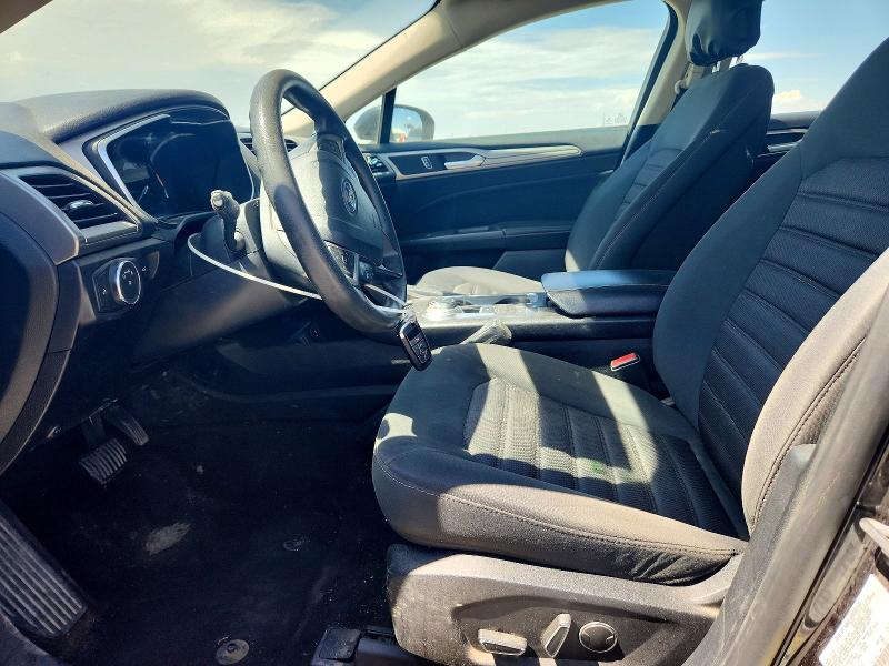61027226 :رقم المزاد ، 3FA6P0LU5KR143801 vin ، 2019 Ford Fusion مزاد بيع
