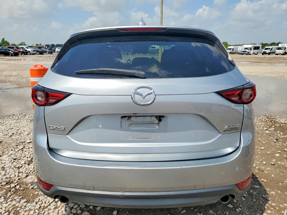 62505206 :رقم المزاد ، JM3KFADL5H0216575 vin ، 2017 Mazda Cx-5 مزاد بيع