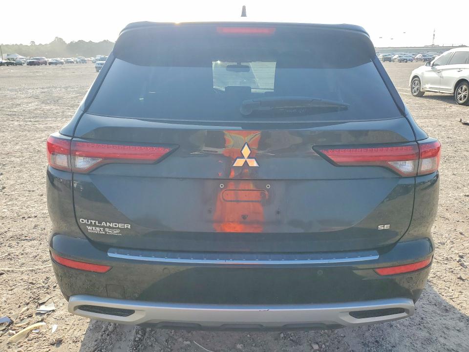 2022 Mitsubishi Outlander მანქანა იყიდება აუქციონზე, vin: JA4J3UA81NZ011500, აუქციონის ნომერი: 62872276