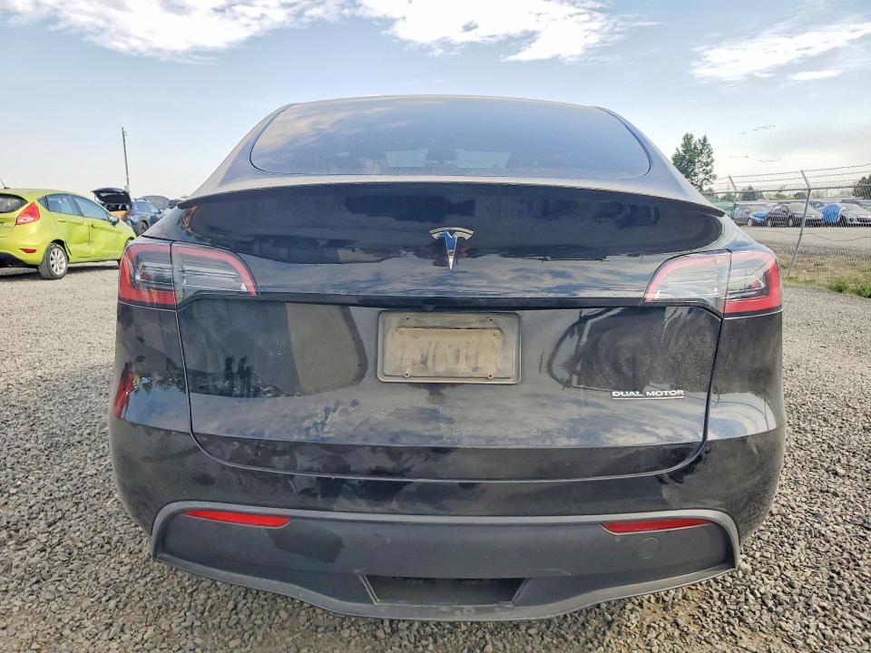 2023 Tesla Model Y მანქანა იყიდება აუქციონზე, vin: 7SAYGDEFXPF773608, აუქციონის ნომერი: 62119366