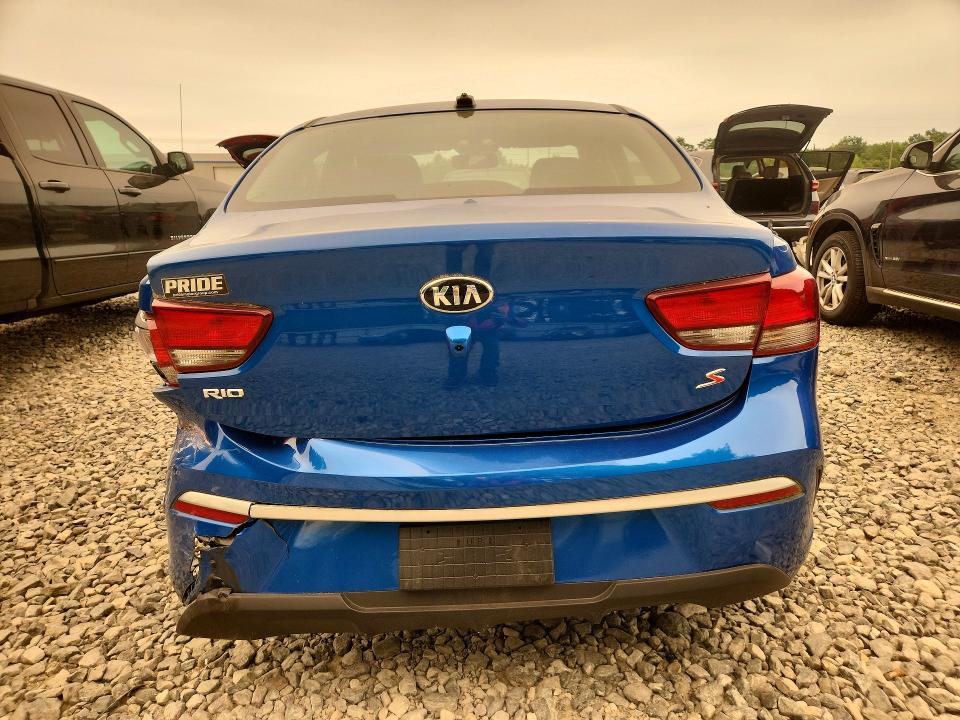 60922906 :رقم المزاد ، 3KPA24AD3ME403832 vin ، 2021 Kia Rio مزاد بيع