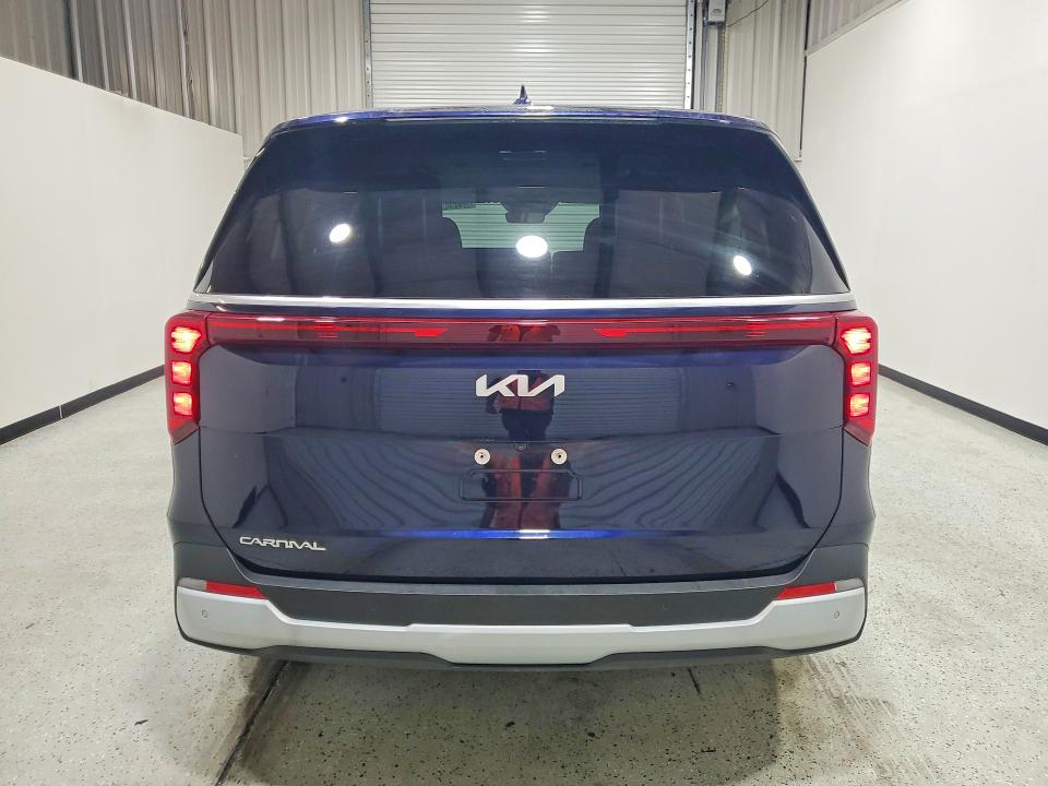 2026 Kia Carnival მანქანა იყიდება აუქციონზე, vin: KNDNB5K32T6585671, აუქციონის ნომერი: 62765646