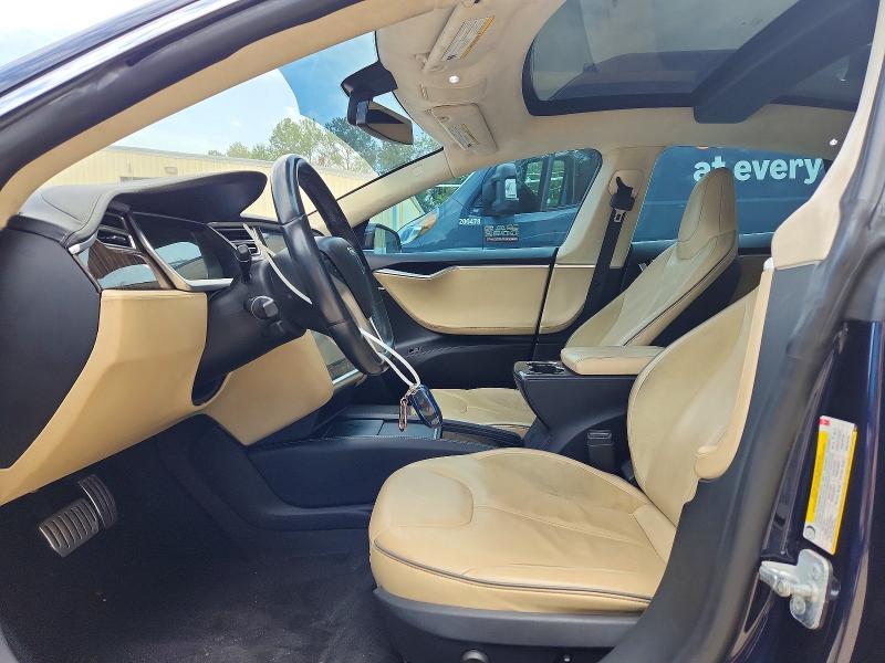 62072726 :رقم المزاد ، 5YJSA1DP2DFP24802 vin ، 2013 Tesla Model S مزاد بيع
