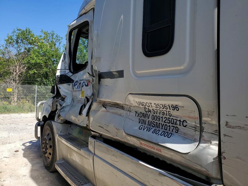 62300686 :رقم المزاد ، 3AKJHHDRXMSMY0179 vin ، 2021 Freightliner Cascadia 126 مزاد بيع
