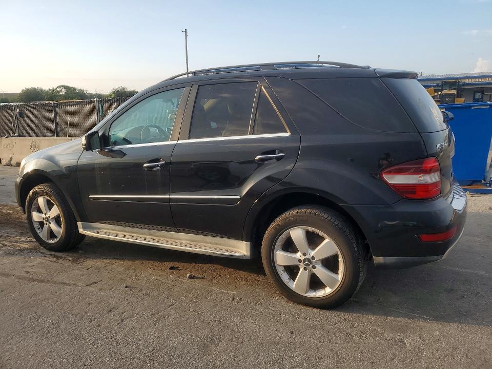 62652196 :رقم المزاد ، 4JGBB5GB4BA714228 vin ، 2011 Mercedes-benz Ml مزاد بيع