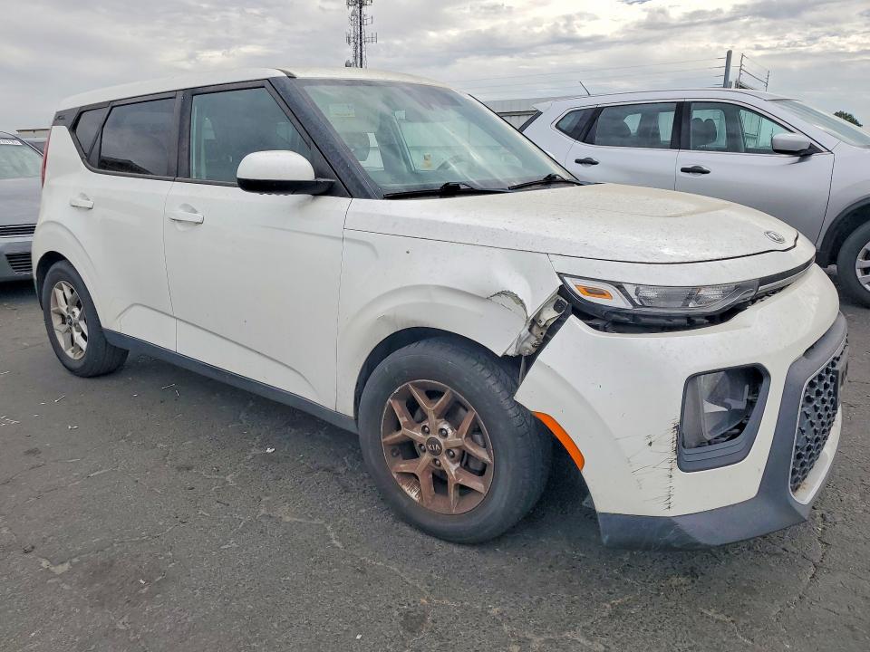 61014576 :رقم المزاد ، KNDJ23AU4L7065673 vin ، 2020 Kia Soul مزاد بيع