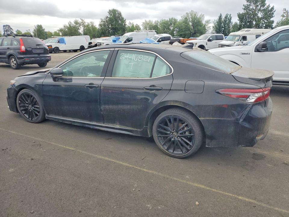 60973966 :رقم المزاد ، 4T1K61BKXNU069351 vin ، 2022 Toyota Camry مزاد بيع