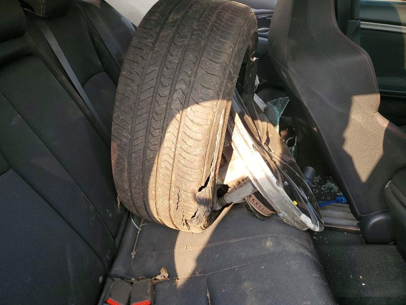 2019 Honda Civic მანქანა იყიდება აუქციონზე, vin: 2HGFC1E52KH706432, აუქციონის ნომერი: 61222536