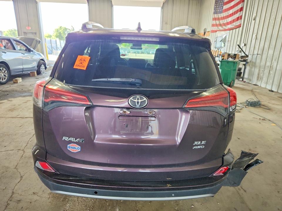 Продажа на аукционе авто 2017 Toyota Rav4, vin: 2T3RFREVXHW688952, номер лота: 59254626