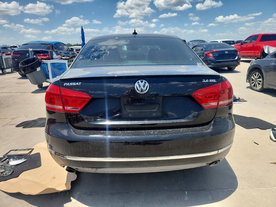 60090256 :رقم المزاد ، 1VWCM7A39CC096231 vin ، 2012 Volkswagen Passat مزاد بيع