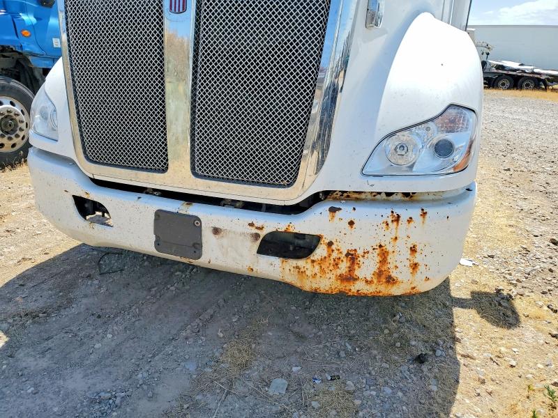 Продажа на аукционе авто 2014 Kenworth T680, vin: 1XKYD49X2EJ412845, номер лота: 61974146