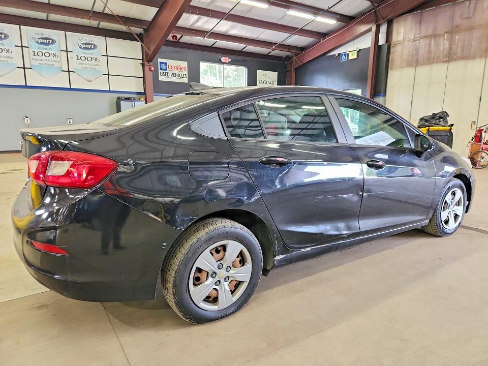 2018 Chevrolet Cruze მანქანა იყიდება აუქციონზე, vin: 1G1BC5SM7J7105262, აუქციონის ნომერი: 61100296