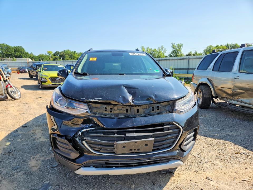 62414376 :رقم المزاد ، 3GNCJPSB6HL260166 vin ، 2017 Chevrolet Trax مزاد بيع