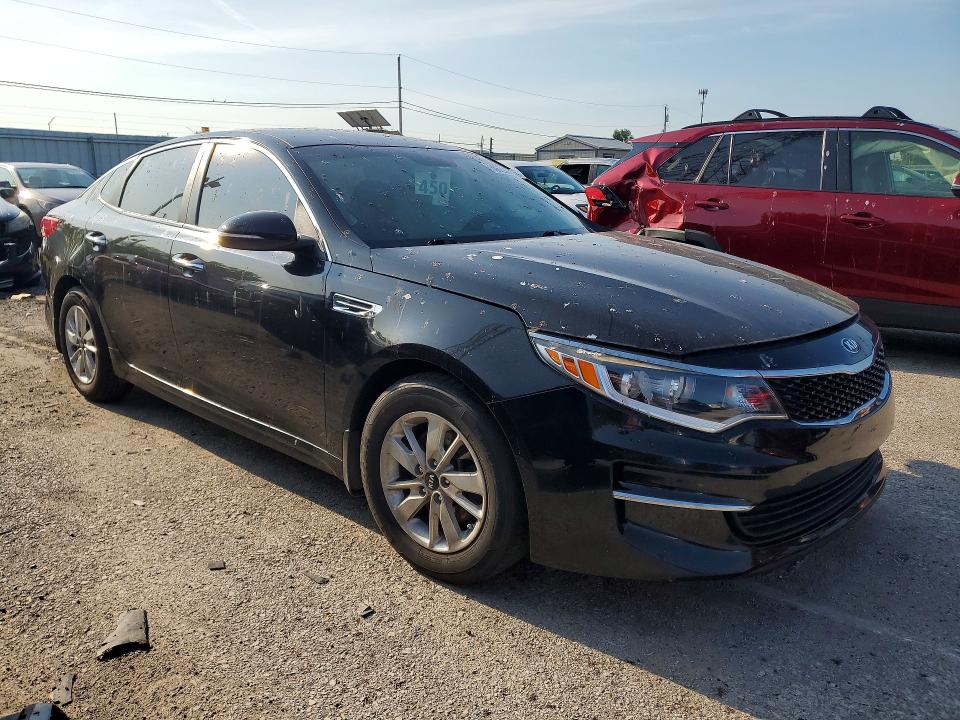 60662326 :رقم المزاد ، 5XXGT4L3XHG136441 vin ، 2017 Kia Optima مزاد بيع