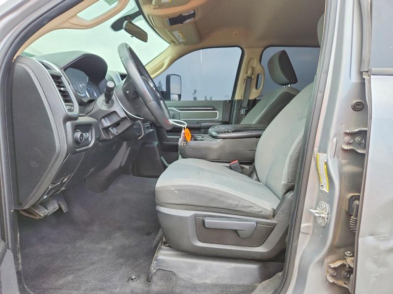 60685096 :رقم المزاد ، 3C6UR5JL7KG626292 vin ، 2019 Ram 2500 مزاد بيع
