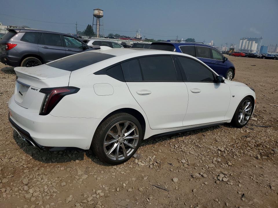 61046826 :رقم المزاد ، 1G6DU5RKXN0128103 vin ، 2022 Cadillac Ct5 مزاد بيع