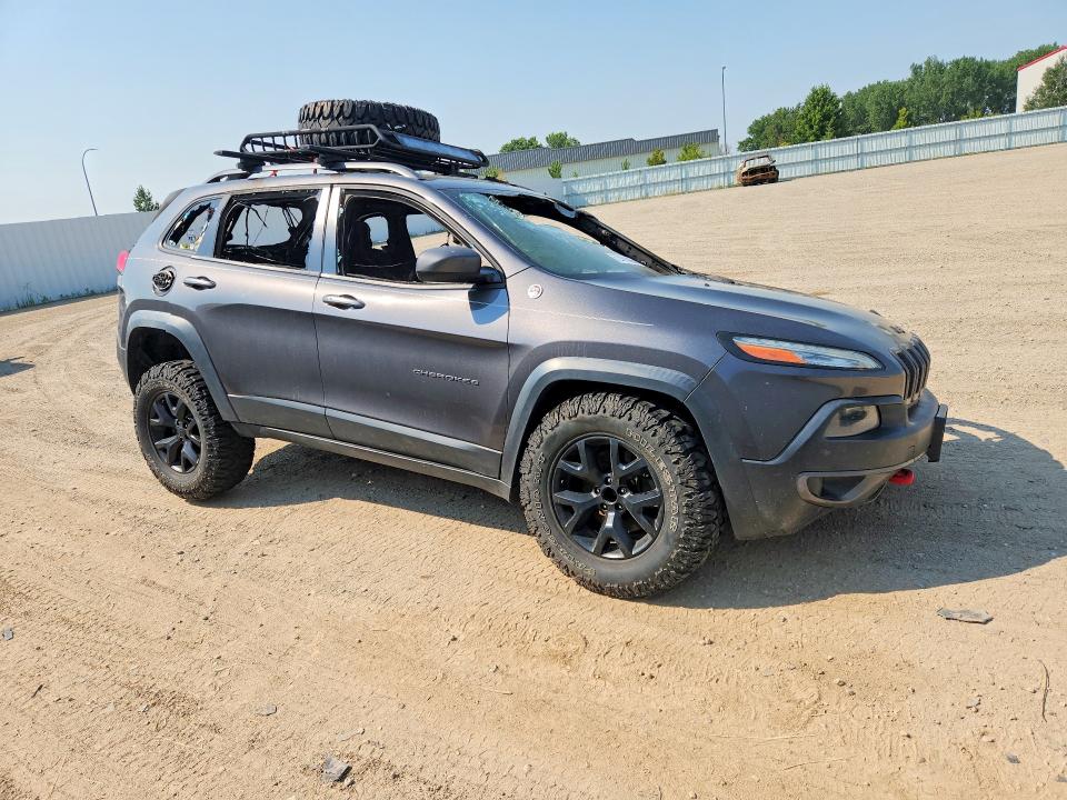 62996826 :رقم المزاد ، 1C4PJMBS6EW240112 vin ، 2014 Jeep Cherokee مزاد بيع