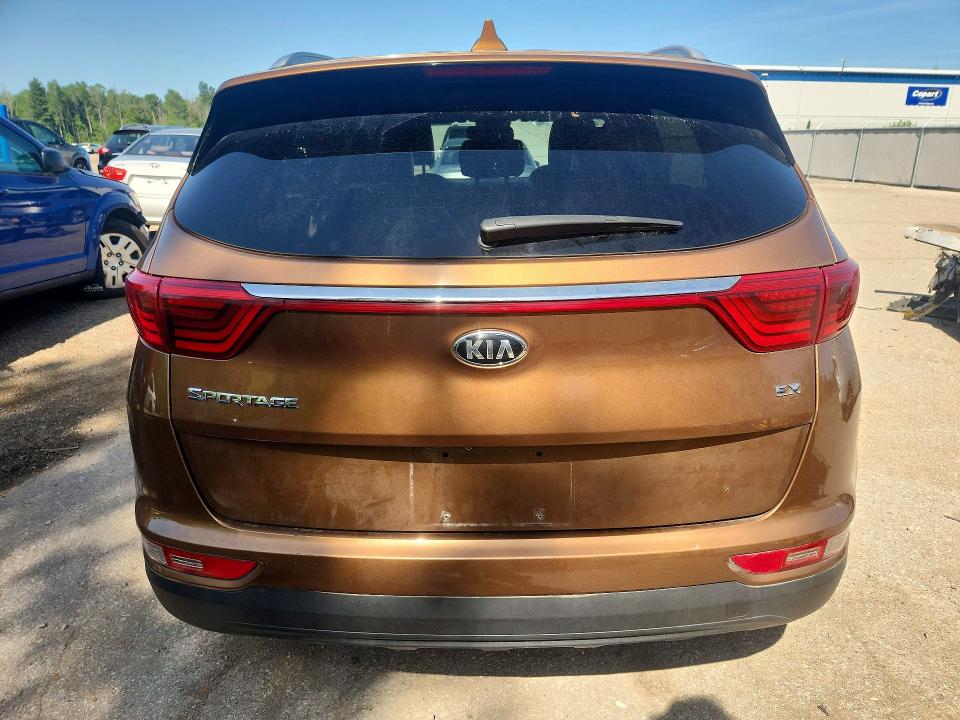 59582806 :رقم المزاد ، KNDPNCAC6J7456197 vin ، 2018 Kia Sportage مزاد بيع