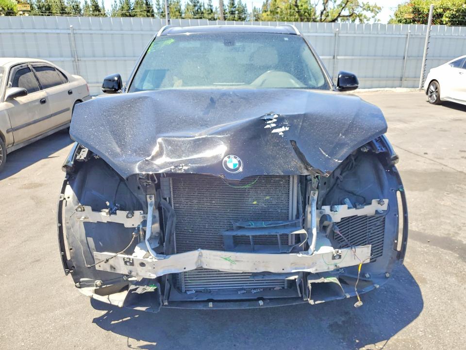 60931776 :رقم المزاد ، 5UXKR0C55JL071165 vin ، 2018 Bmw X5 مزاد بيع