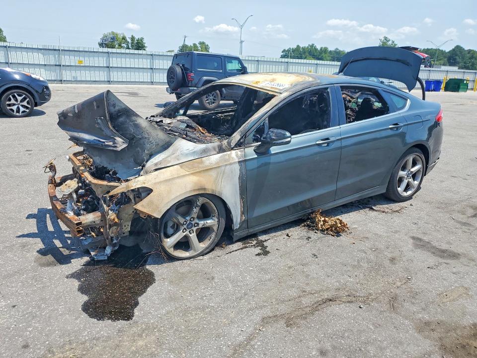 61232666 :رقم المزاد ، 3FA6P0H71GR190253 vin ، 2016 Ford Fusion مزاد بيع