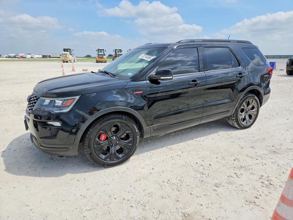 63254066 :رقم المزاد ، 1FM5K8GT2JGB31479 vin ، 2018 Ford Explorer مزاد بيع