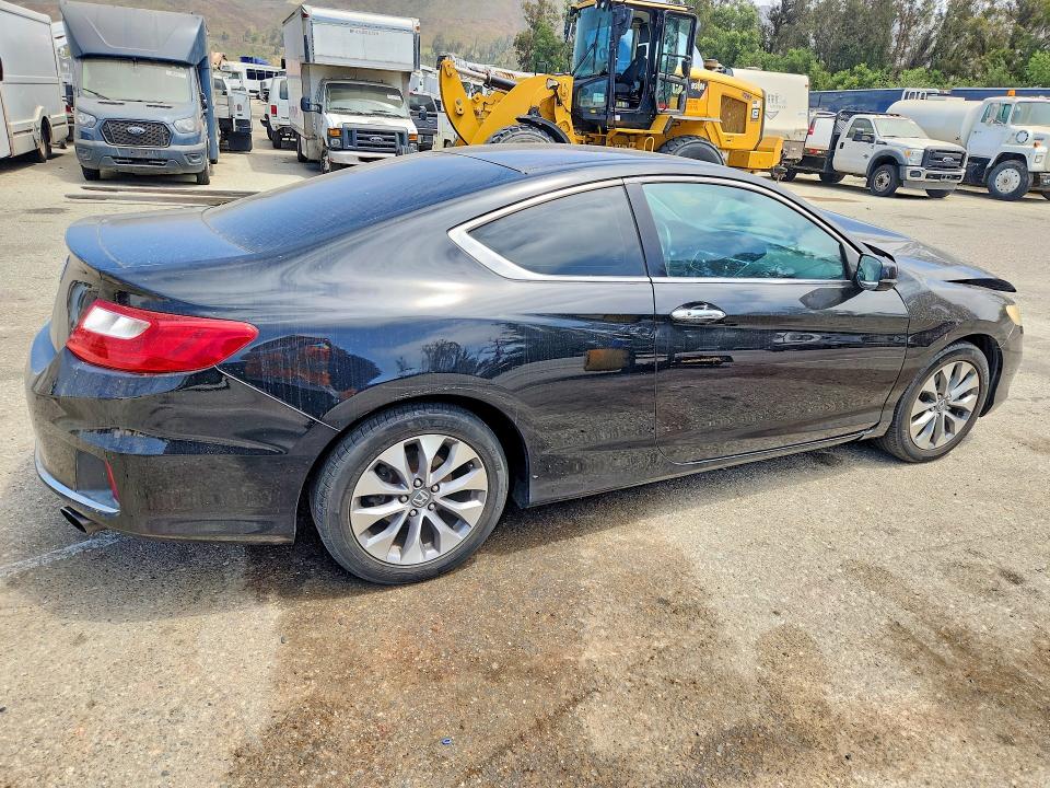 2014 Honda Accord მანქანა იყიდება აუქციონზე, vin: 1HGCT1A72EA015186, აუქციონის ნომერი: 60692966