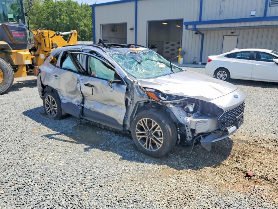 Продажа на аукционе авто 2020 Ford Escape, vin: 1FMCU9H93LUA89645, номер лота: 60023456