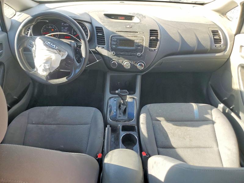 63208476 :رقم المزاد ، 3KPFK4A76HE058334 vin ، 2017 Kia Forte مزاد بيع