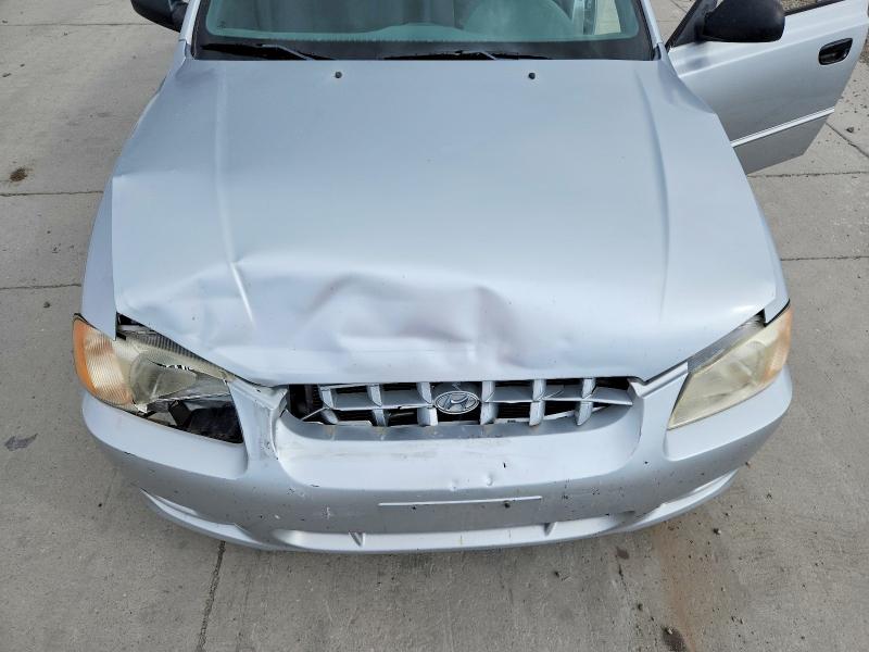 62203886 :رقم المزاد ، KMHCG45C92U336739 vin ، 2002 Hyundai Accent مزاد بيع