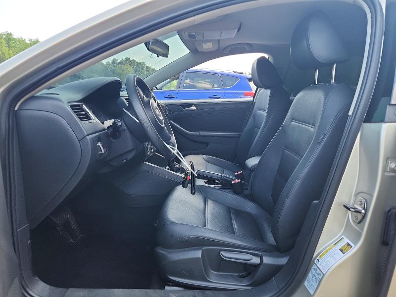 62092916 :رقم المزاد ، 3VWDP7AJ9CM127552 vin ، 2012 Volkswagen Jetta مزاد بيع