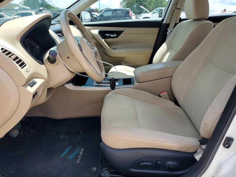 Продажа на аукционе авто 2015 Nissan Altima, vin: 1N4AL3AP9FC569810, номер лота: 61627346