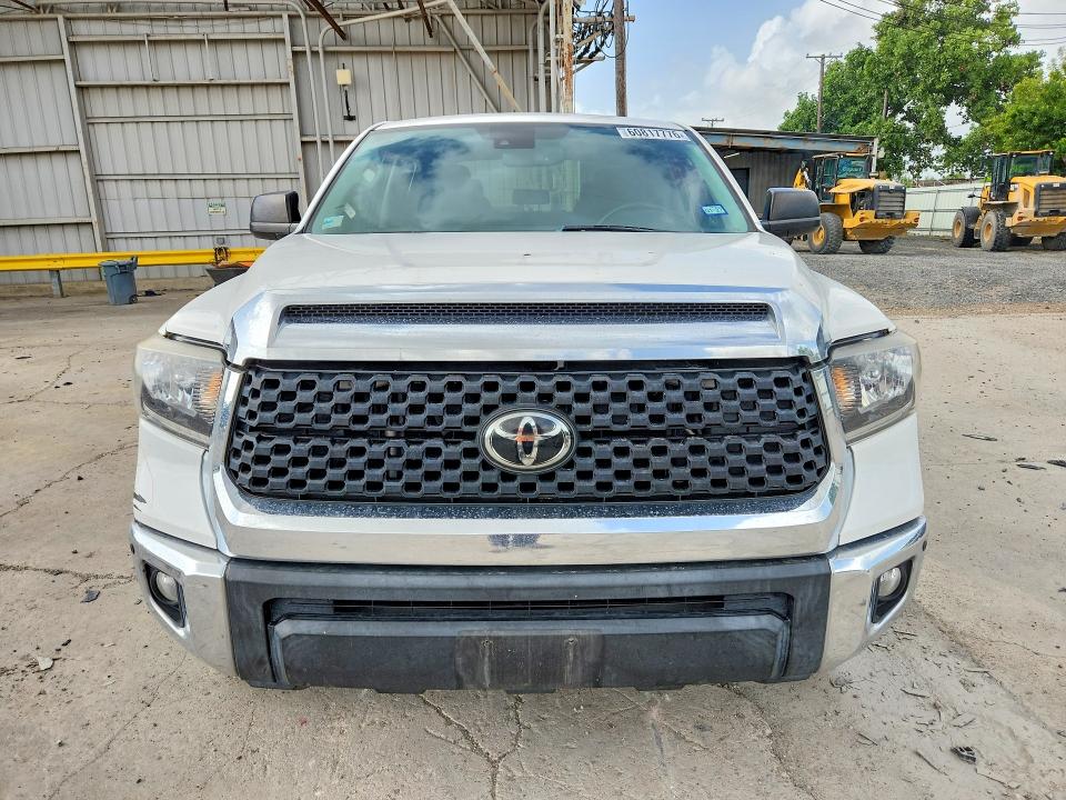 60817776 :رقم المزاد ، 5TFEY5F10MX289633 vin ، 2021 Toyota Tundra مزاد بيع
