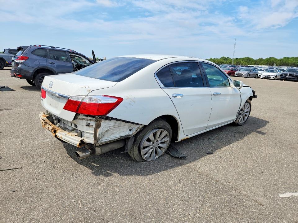 60394406 :رقم المزاد ، 1HGCR2F73FA096990 vin ، 2015 Honda Accord مزاد بيع