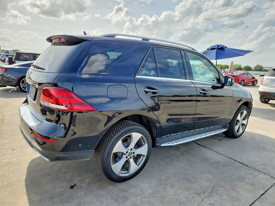61573686 :رقم المزاد ، 4JGDA5JB3JB053868 vin ، 2018 Mercedes-benz Gle مزاد بيع