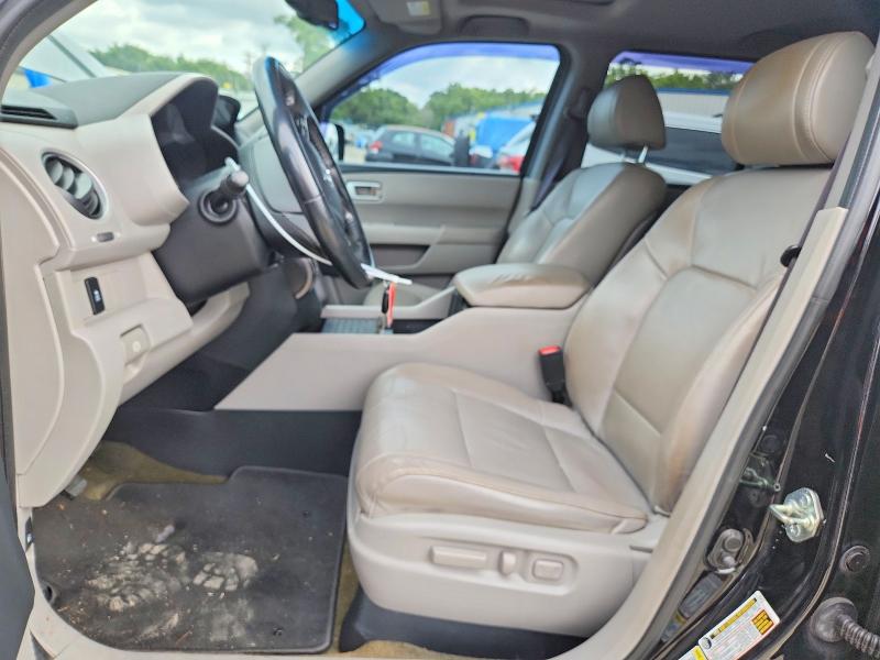 62021056 :رقم المزاد ، 5FNYF3H57FB024003 vin ، 2015 Honda Pilot مزاد بيع