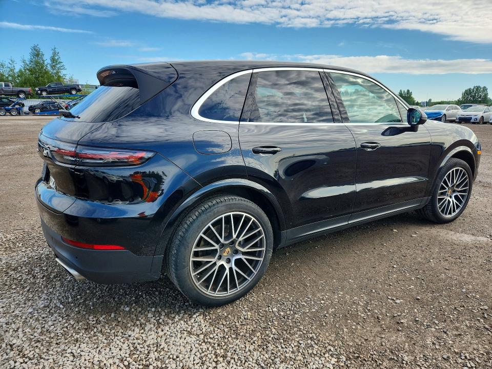 59947066 :رقم المزاد ، WP1AA2AY4NDA05055 vin ، 2022 Porsche Cayenne مزاد بيع