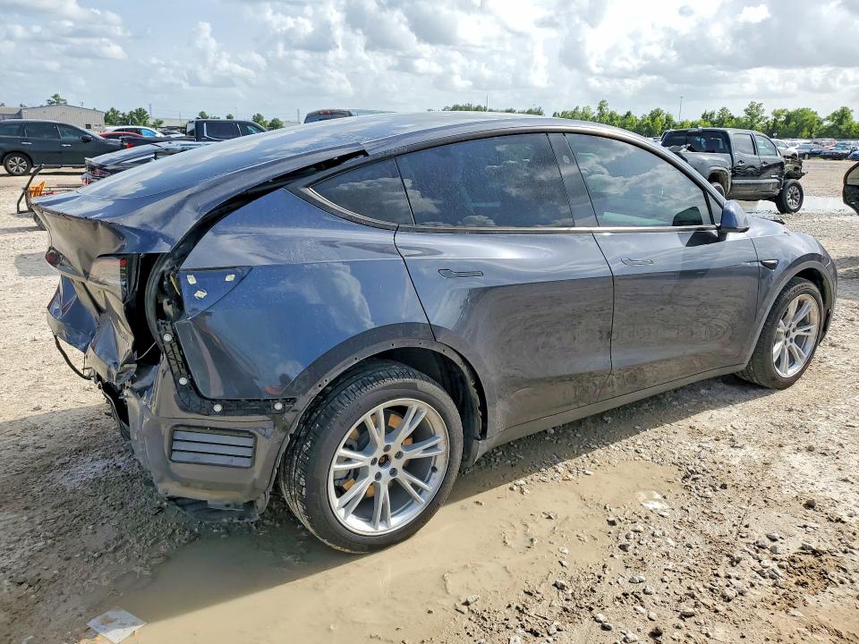 2024 Tesla Model Y მანქანა იყიდება აუქციონზე, vin: 7SAYGDEE0RA277322, აუქციონის ნომერი: 61606826