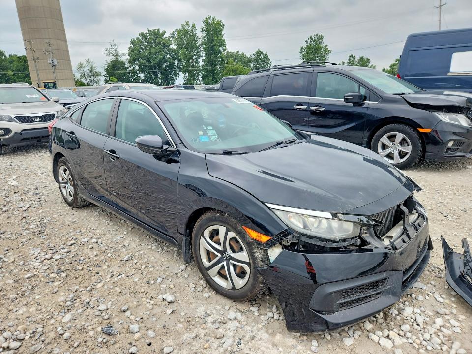 62521186 :رقم المزاد ، 19XFC2F5XHE061195 vin ، 2017 Honda Civic مزاد بيع