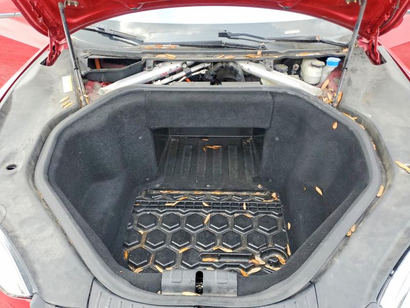 2014 Tesla Model S მანქანა იყიდება აუქციონზე, vin: 5YJSA1S16EFP50626, აუქციონის ნომერი: 62788856